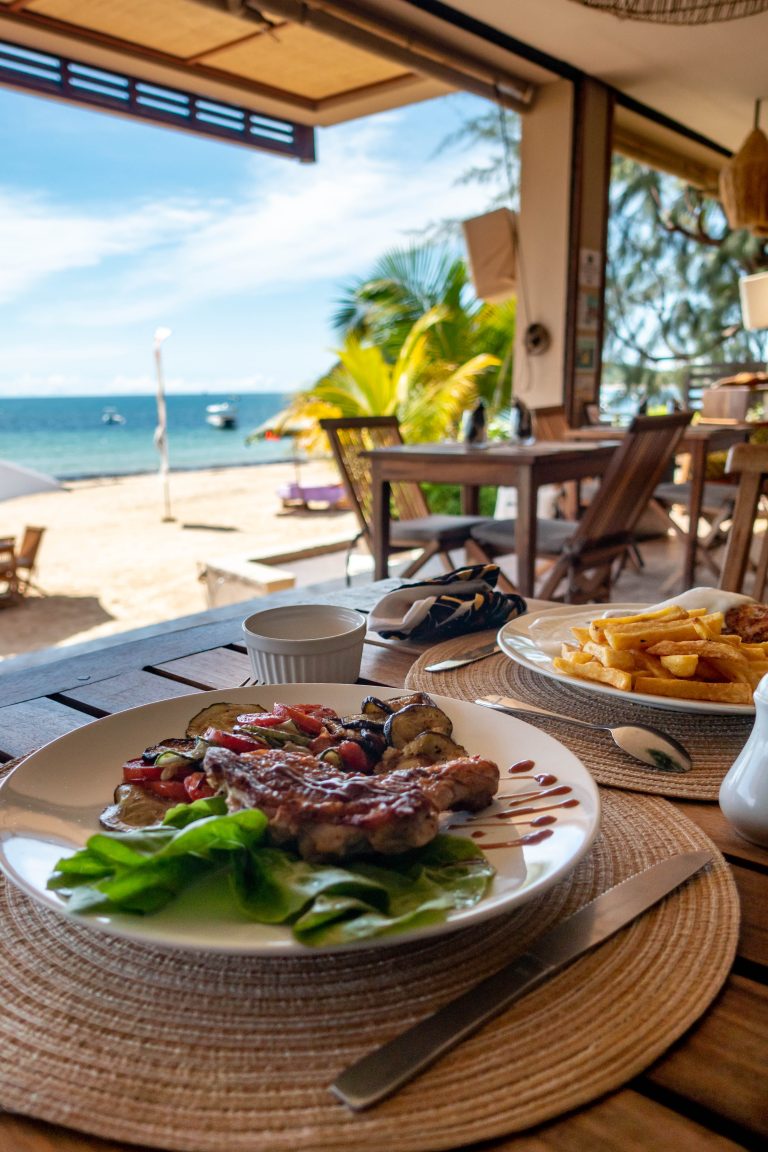 restaurant-bord-de-mer-nosy-be